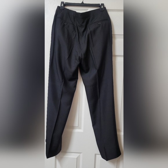 Carneliani Suit Set - Picture 4 of 4